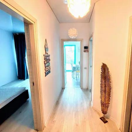 Cnc Zev Apartamento Năvodari